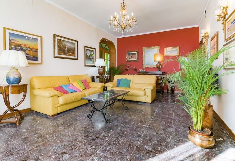 تختخواب و صبحانه Alghero Roof Garden
