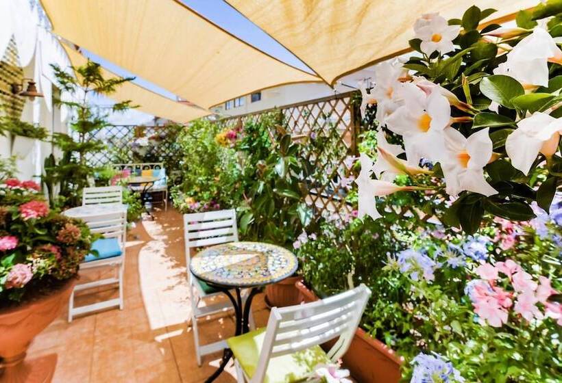 تختخواب و صبحانه Alghero Roof Garden