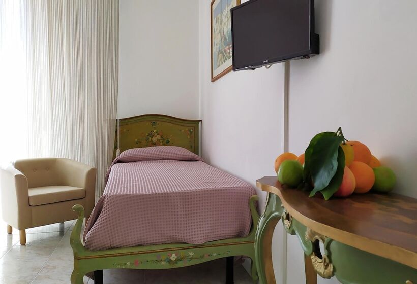 تختخواب و صبحانه Alghero Roof Garden