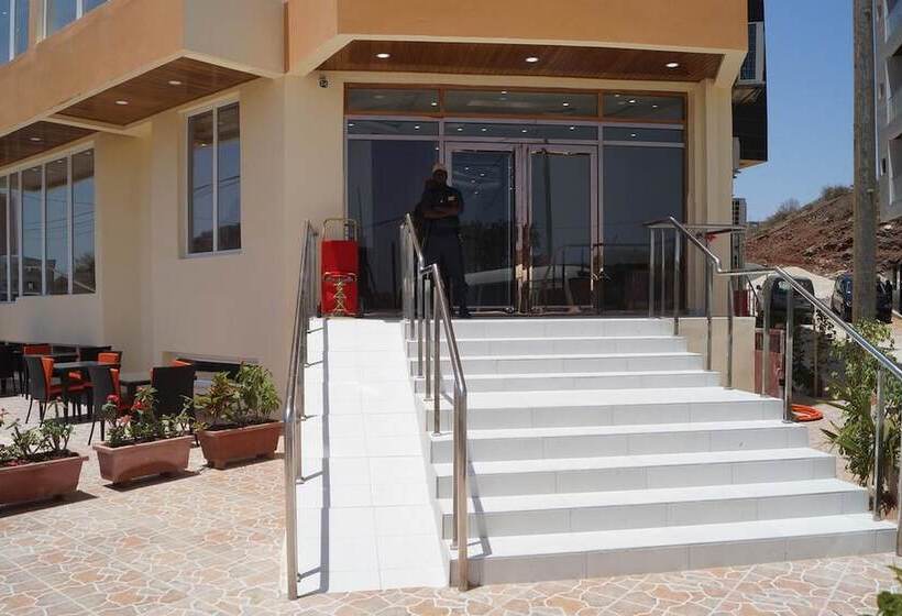 هتل Colonia Apartment