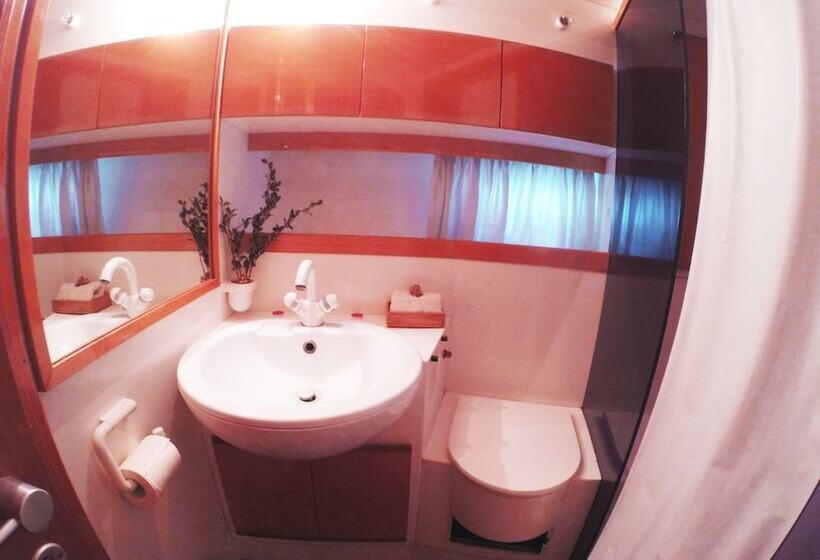 ホテル Yacht Suite Ischia Casamicciola
