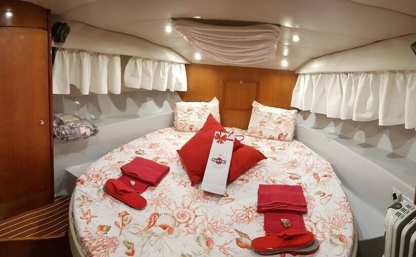 هتل Yacht Suite Porto Ercole