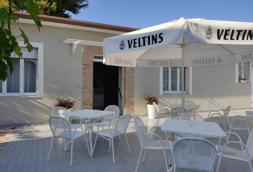 پانسیون Affittacamere Villa Paestum
