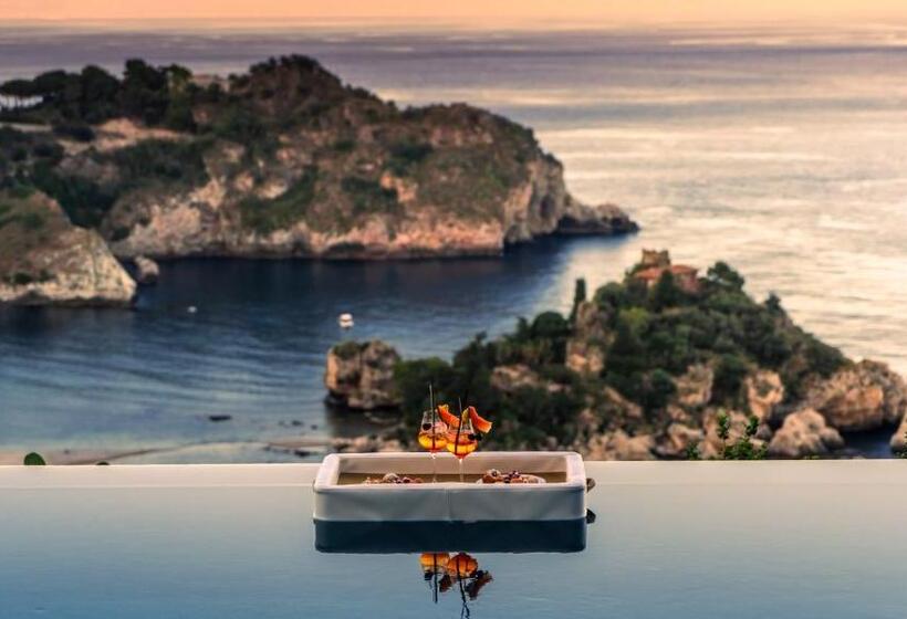 اقامتگاه Isola Bella Infinity Suites