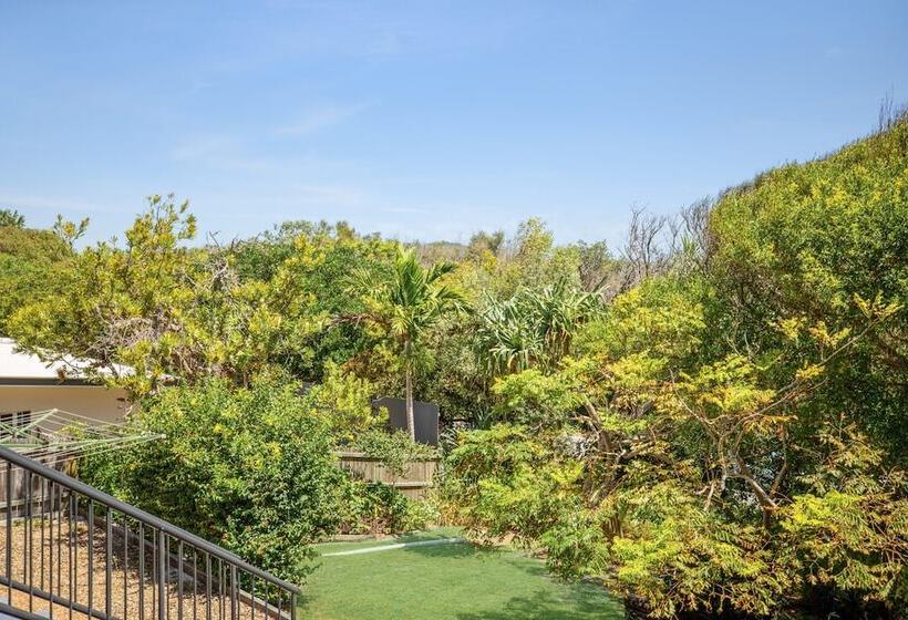 Allamanda Sands   23 Oriole Avenue