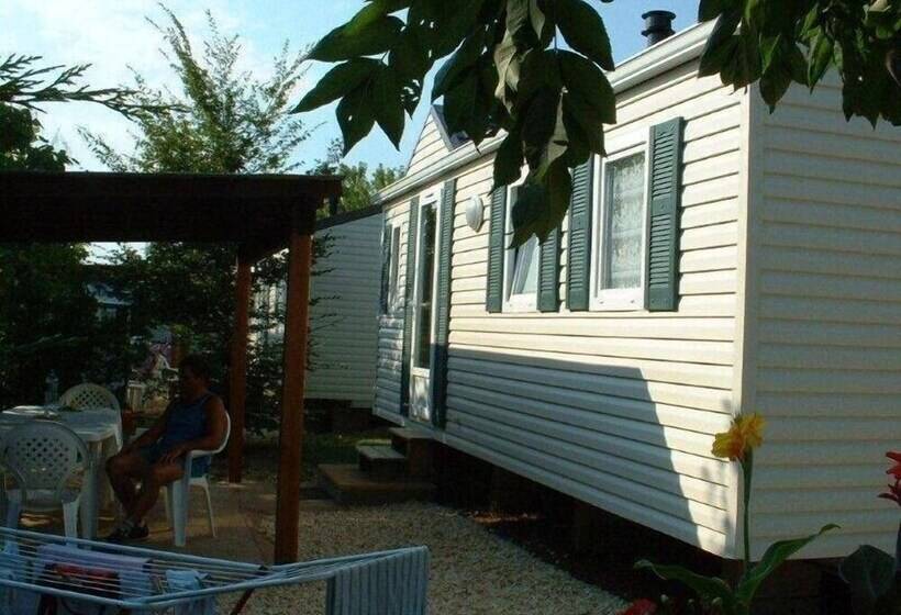 酒店 Camping Les Poutiroux   Mobilhome