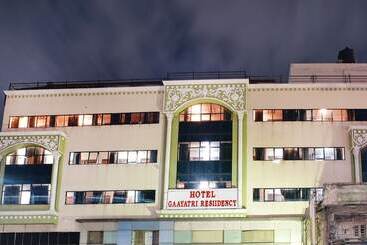 هتل Capital O 46832 Gaayatri Residency
