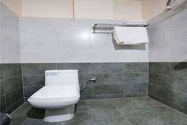 هتل Capital O 46832 Gaayatri Residency