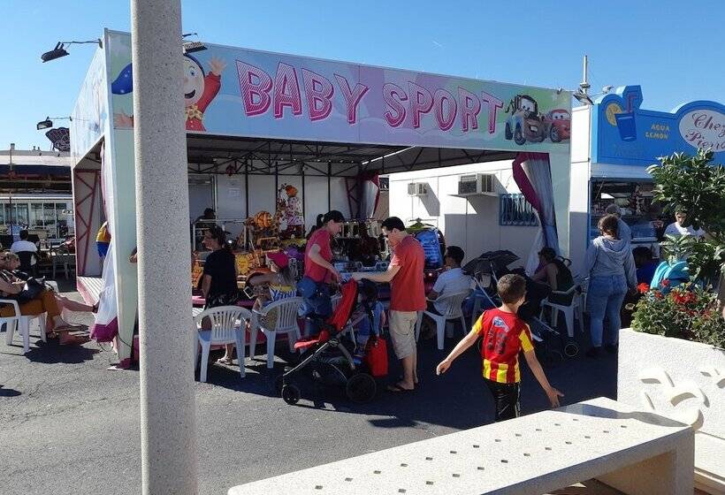 هتل Capri 39