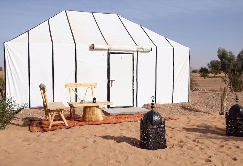 هتل Nomada Desert Camp