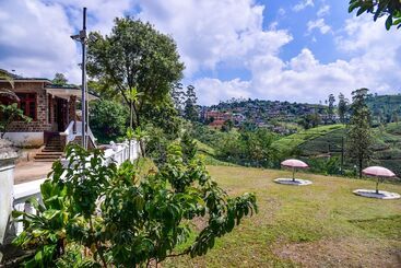 هتل Grand Peak Tea Garden