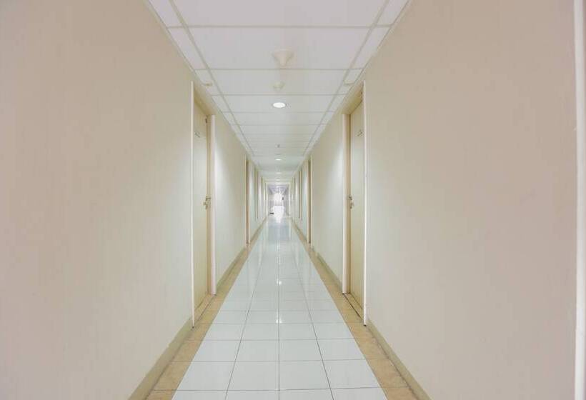 هتل Oyo 2103 Lauv Room 2 Grand Centerpoint