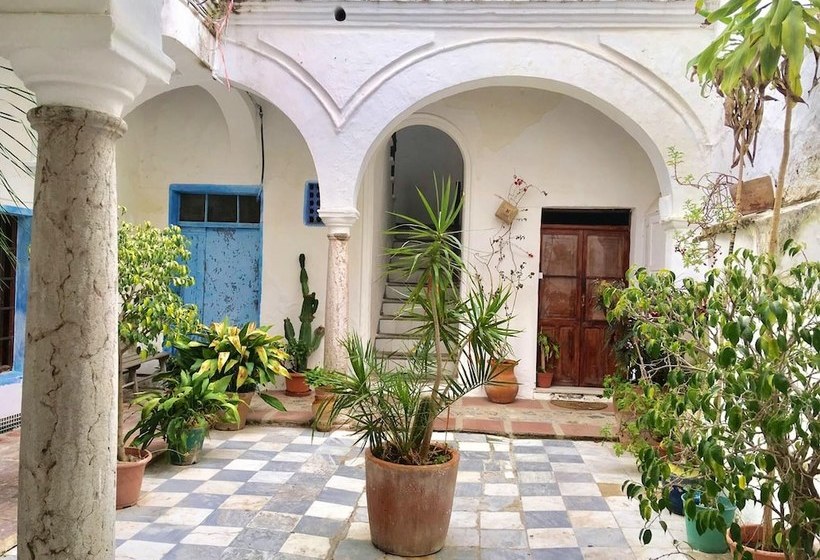 House With 3 Bedrooms In Tarifa, With Wonderful City View, Furnished Terrace And Wifi  500 M From Th