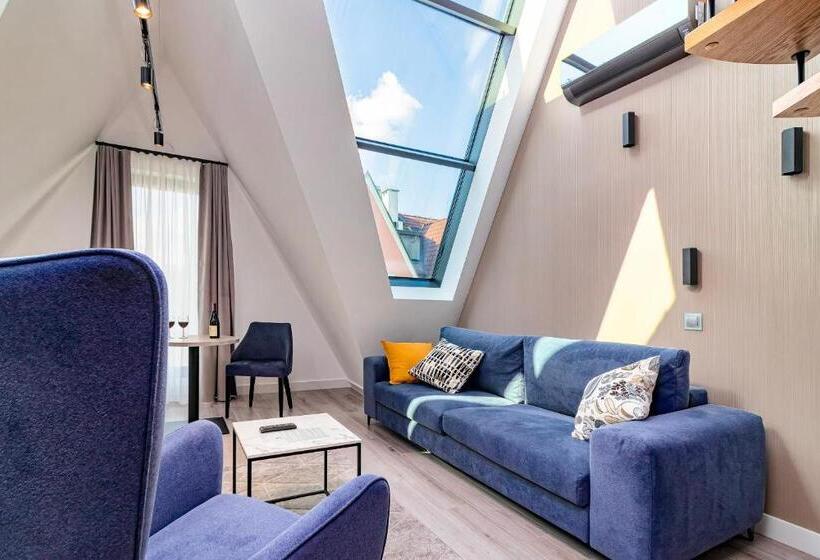 Odrzańska Residence Old Town