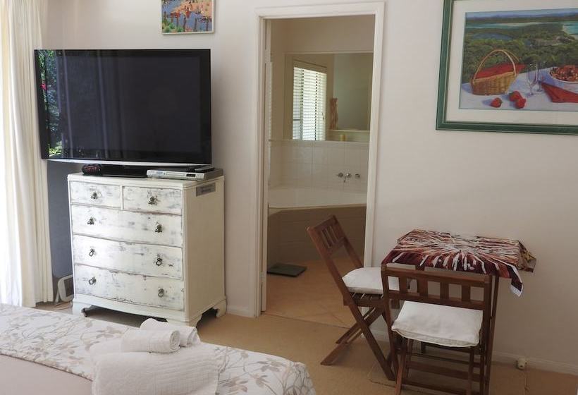 بنسيون Howie S Place Noosa