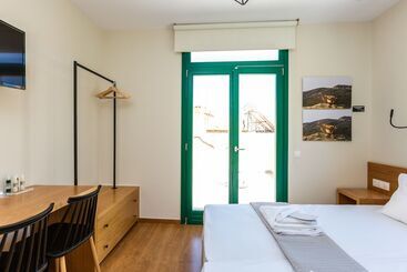 پانسیون Ink Hotels Phos