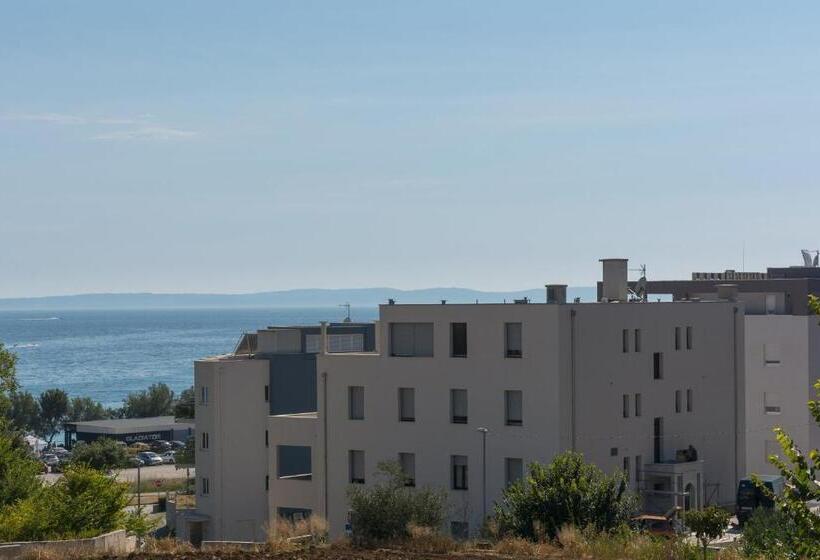 بنسيون Luxury Rooms Near The Beach1