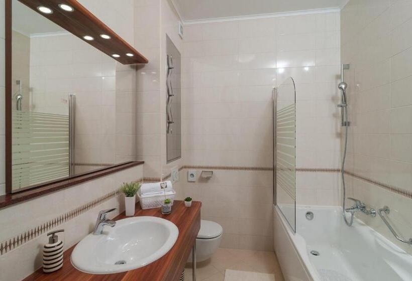 Пансион Luxury Rooms Near The Beach2
