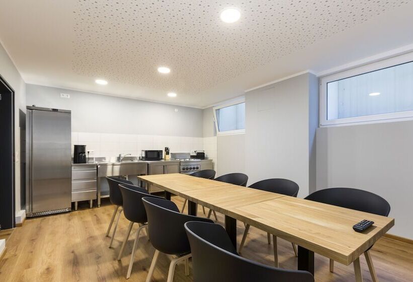 پانسیون Mk Monteurzimmer Eschborn