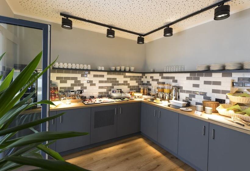 پانسیون Mk Monteurzimmer Eschborn