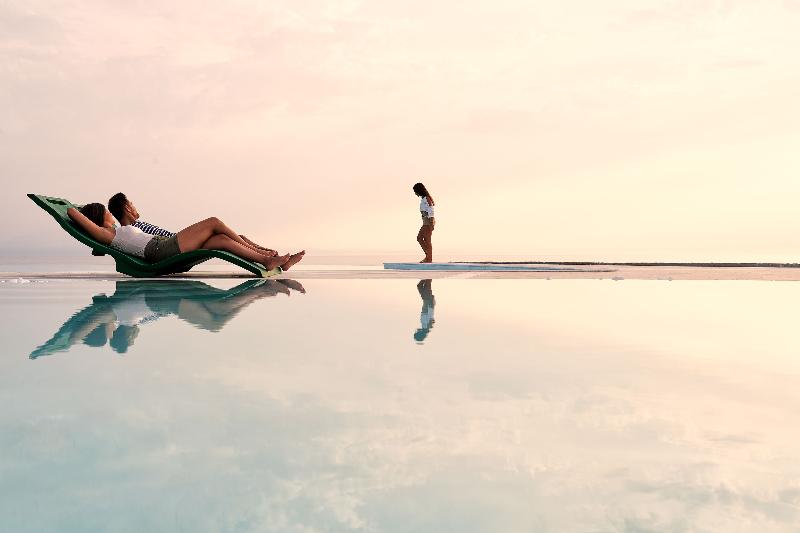 استراحتگاه Alexandra Elegance Bridging Generations