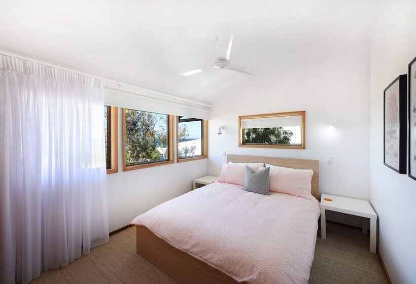 Sun Ray   9 Pelican Street, Peregian Beach, Noosa Shire