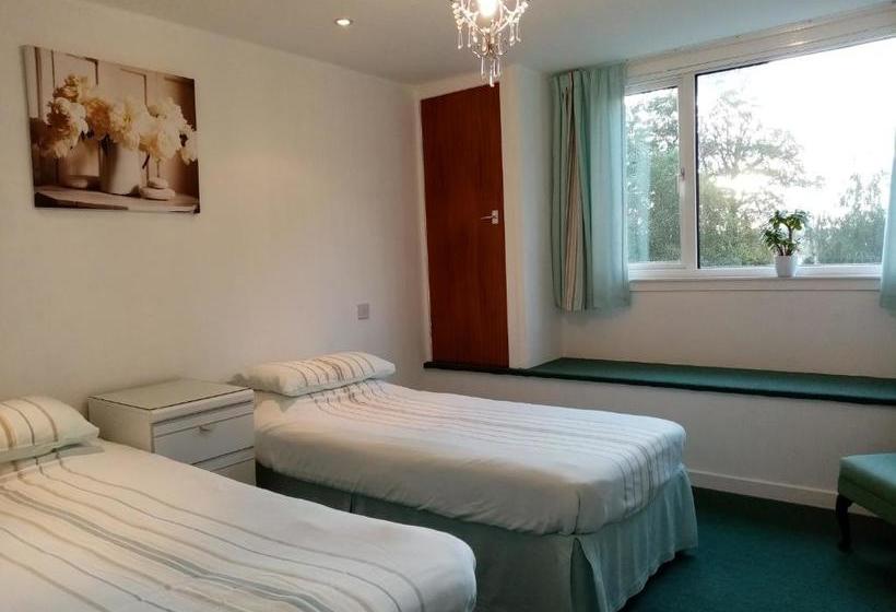 مبيت وإفطار The Laurels Guest House