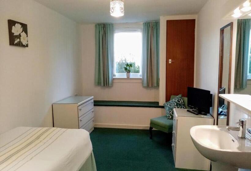 مبيت وإفطار The Laurels Guest House