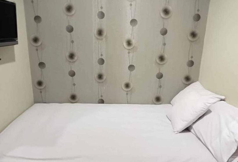 هتل Aimer Guest House Syariah Mitra Reddoorz