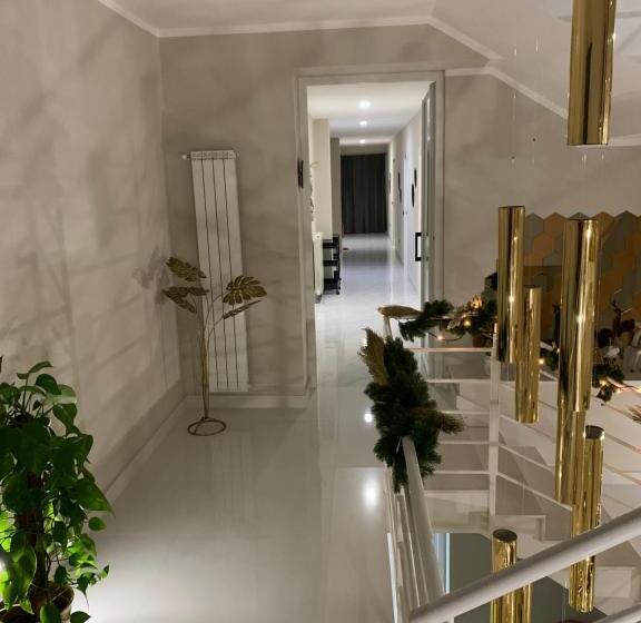فندق Elite