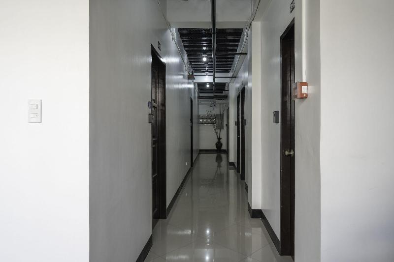 فندق Oyo 711 Goff S Place