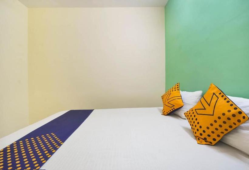 فندق Spot On 76330 Apple Park Inn