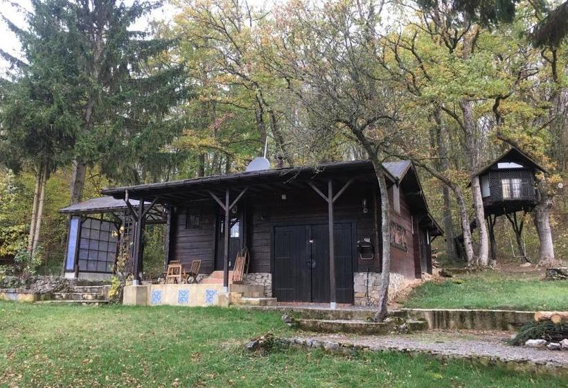 بنسيون Ecolodge Le Grand Nichet