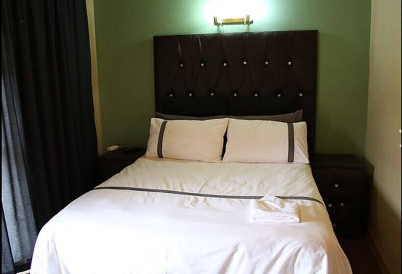 פנסיון Nmb Guest House