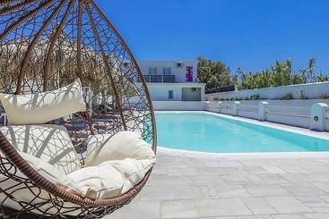 پانسیون Paralia Diamond Villa