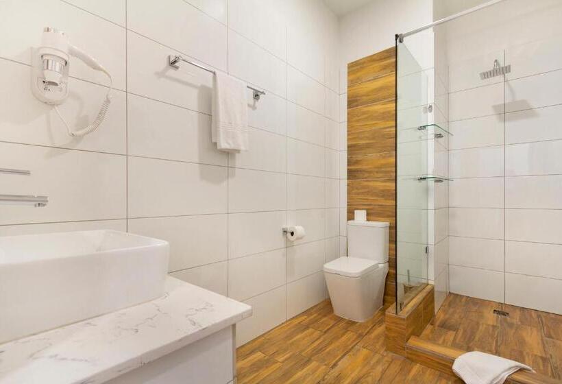 Urban Oasis Apart