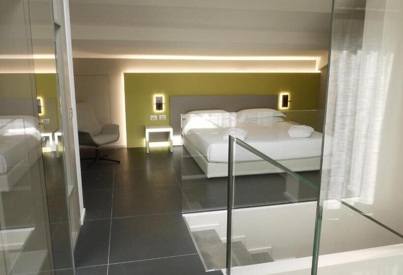تختخواب و صبحانه Rb Del Teatro&apartaments