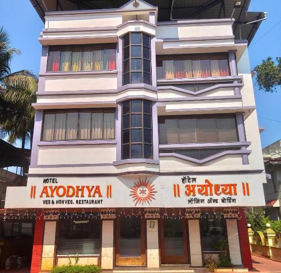 Отель Ayodhya