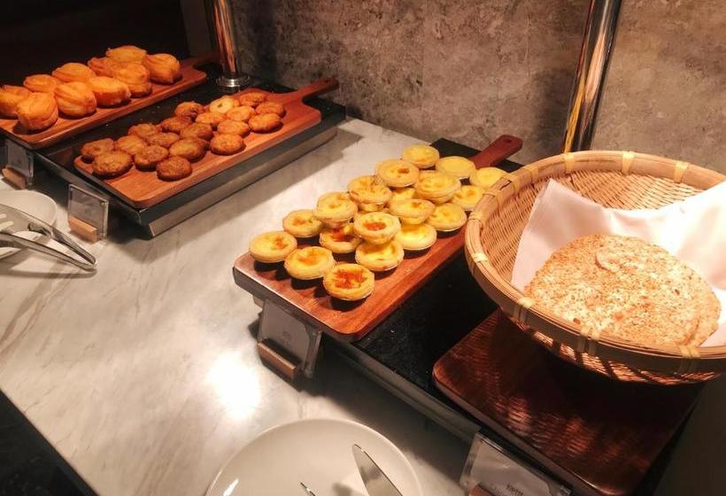 Отель Hilton Garden Inn Zibo Zhangdian