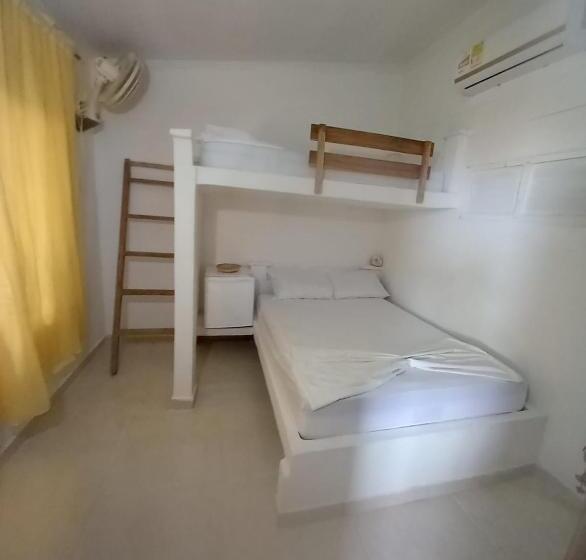 هتل Hostel Rincon Del Mar Ebenezer