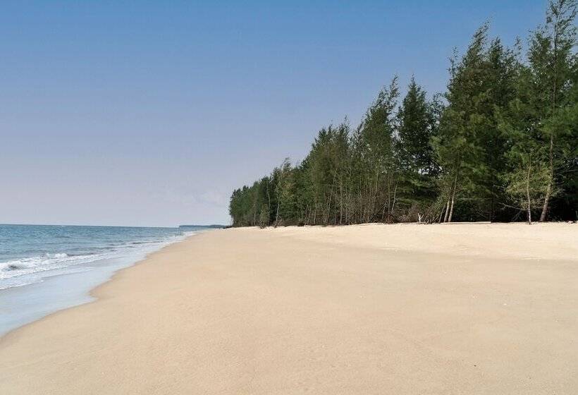 هتل Pullman Khao Lak Resort