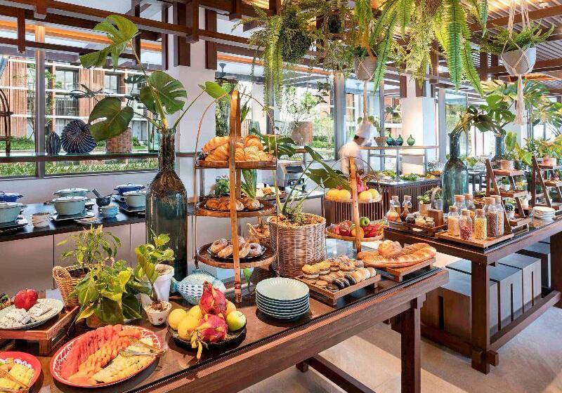 هتل Pullman Khao Lak Resort