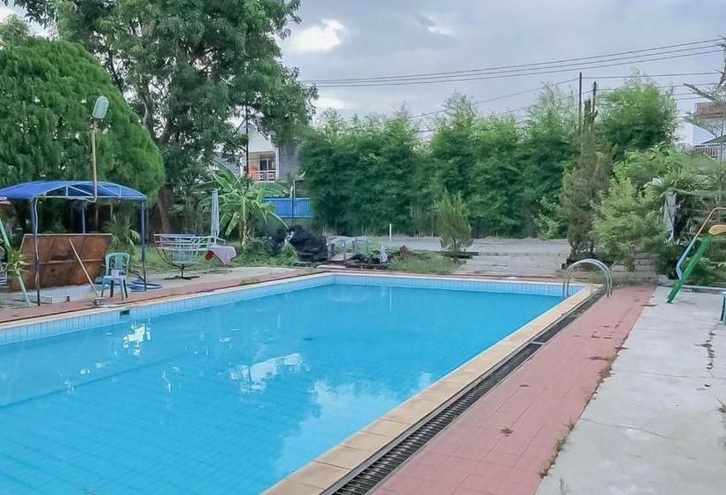 هتل Rumah Panggung Guest House Syariah Mitra Reddoorz