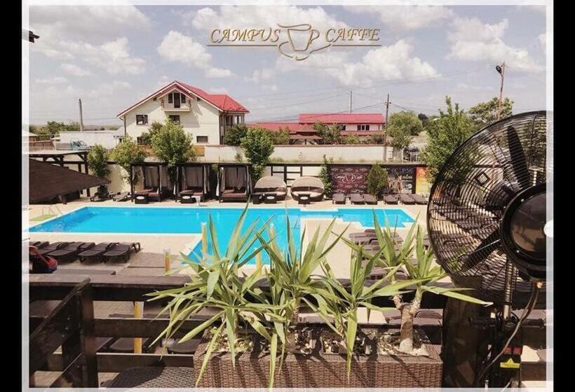 استراحتگاه Campus Caffe Mansion