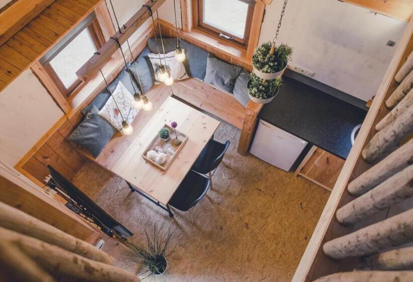 استراحتگاه Tree House