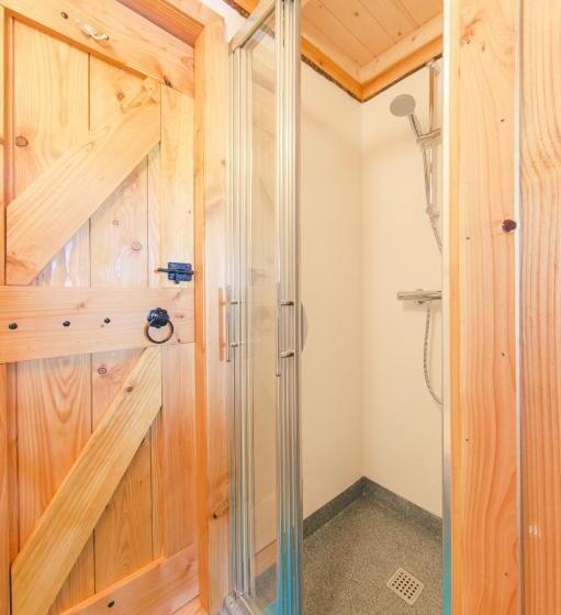 استراحتگاه Tree House