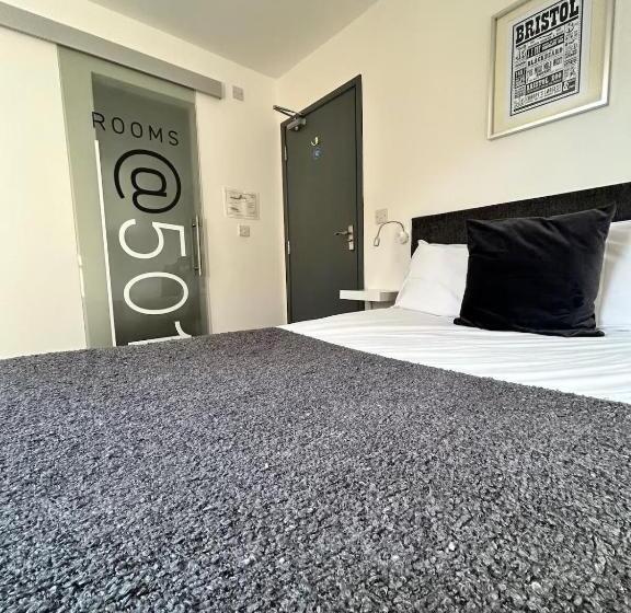 هاستل Rooms Kingswood