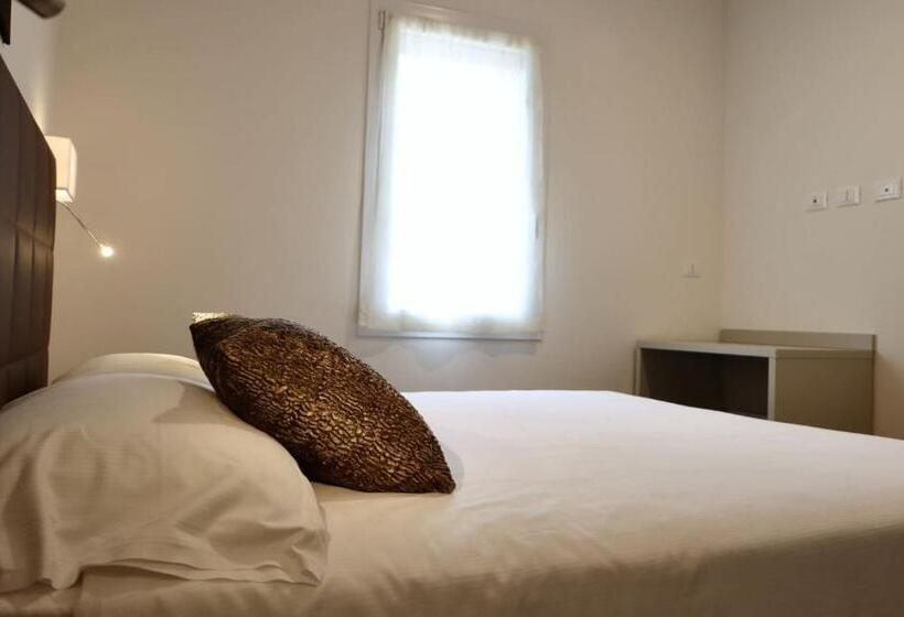 مبيت وإفطار Villa Il Selvatico