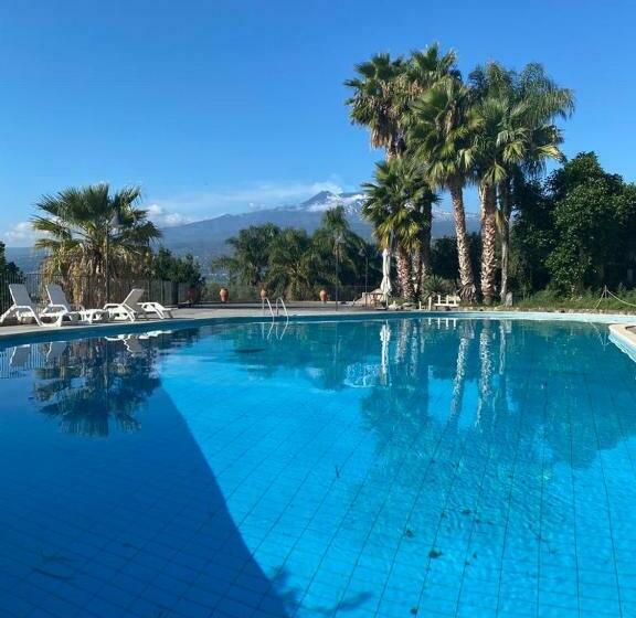 هتل Agriturismo Serra San Biagio