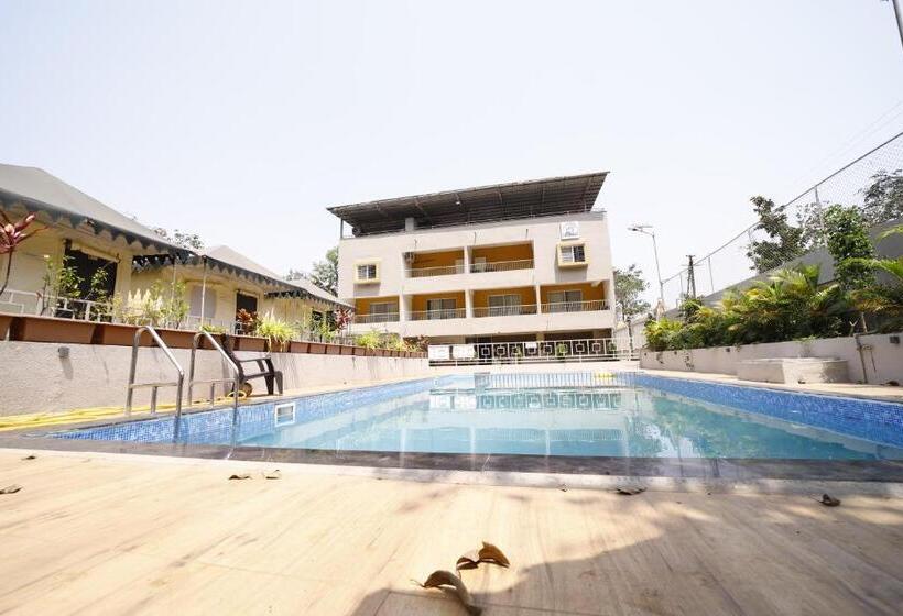 호텔 Indradhanush Hill Resort